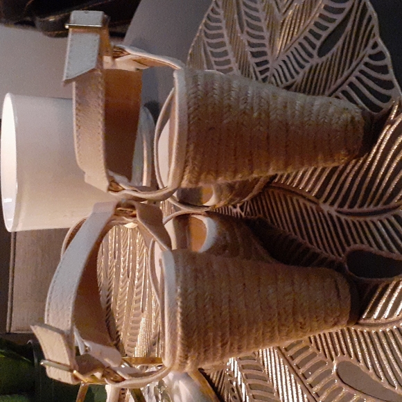 Wedge heels - Picture 8 of 10